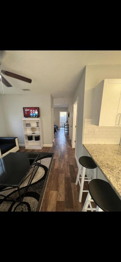 Lopez Place Tampa Bagian luar foto